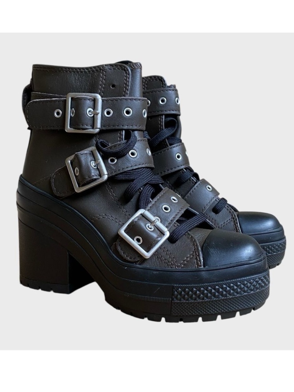 NWB Converse Chuck 70 De Luxe Heel Leather & Buckles Boots Women's 5.5 Brown